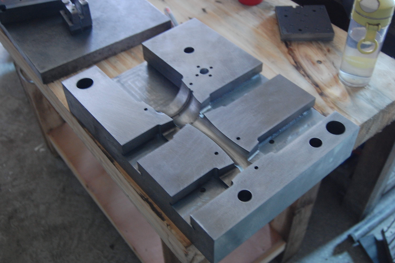 從概念到實(shí)物-中華龍舟賽獲獎獎杯制作印記